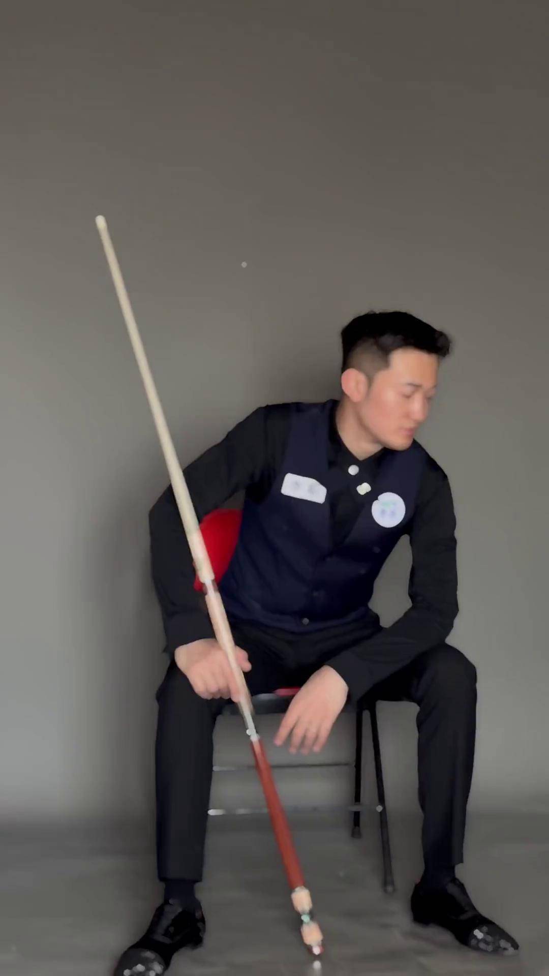 BLG惨败淘汰！knight承认：团战打不过，第3局不知道该玩什么英雄